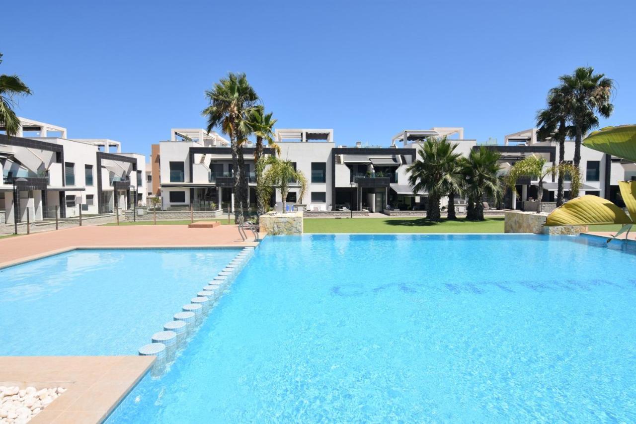 Oasis Beach Orihuela Bagian luar foto