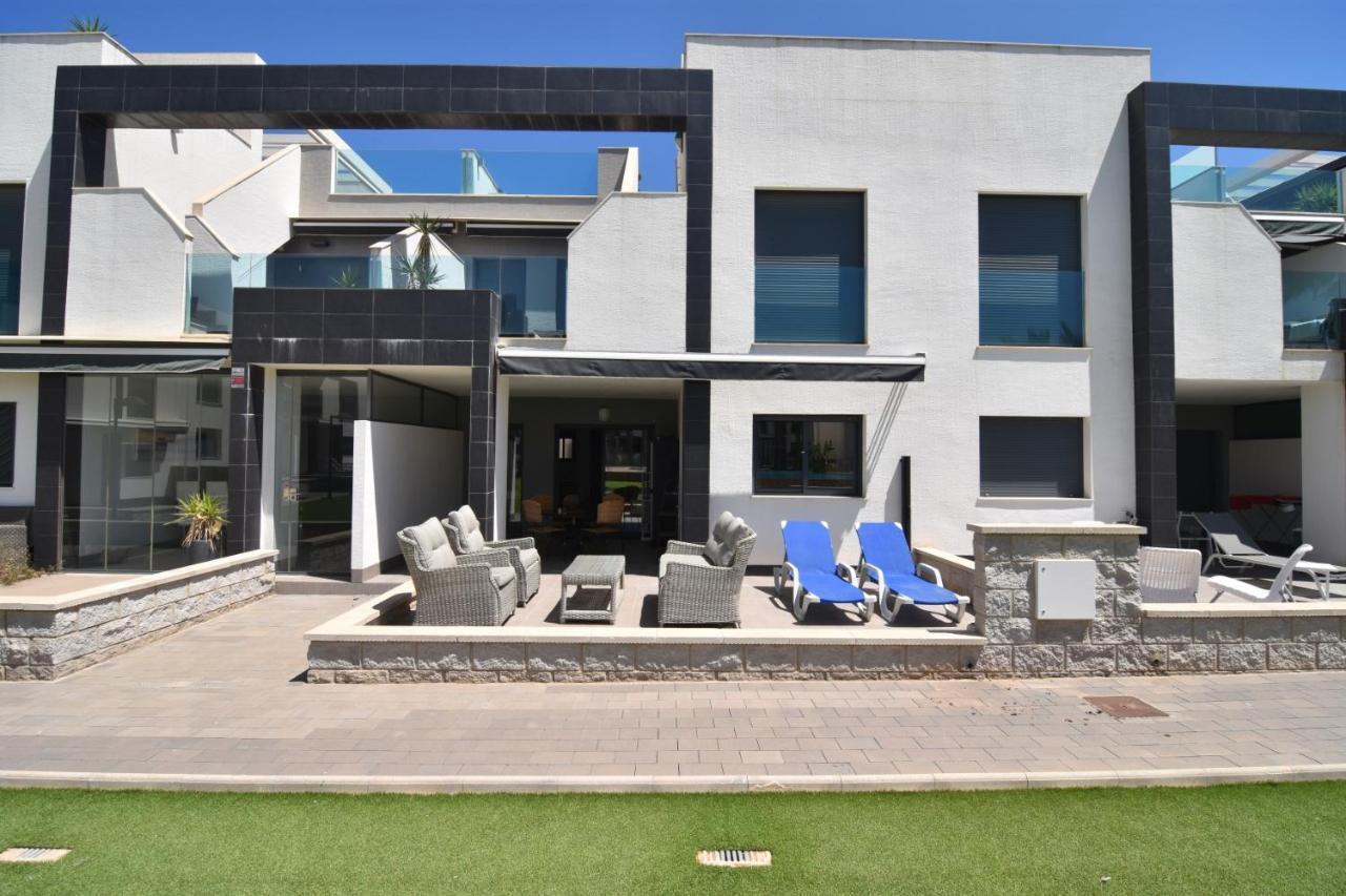 Oasis Beach Orihuela Bagian luar foto